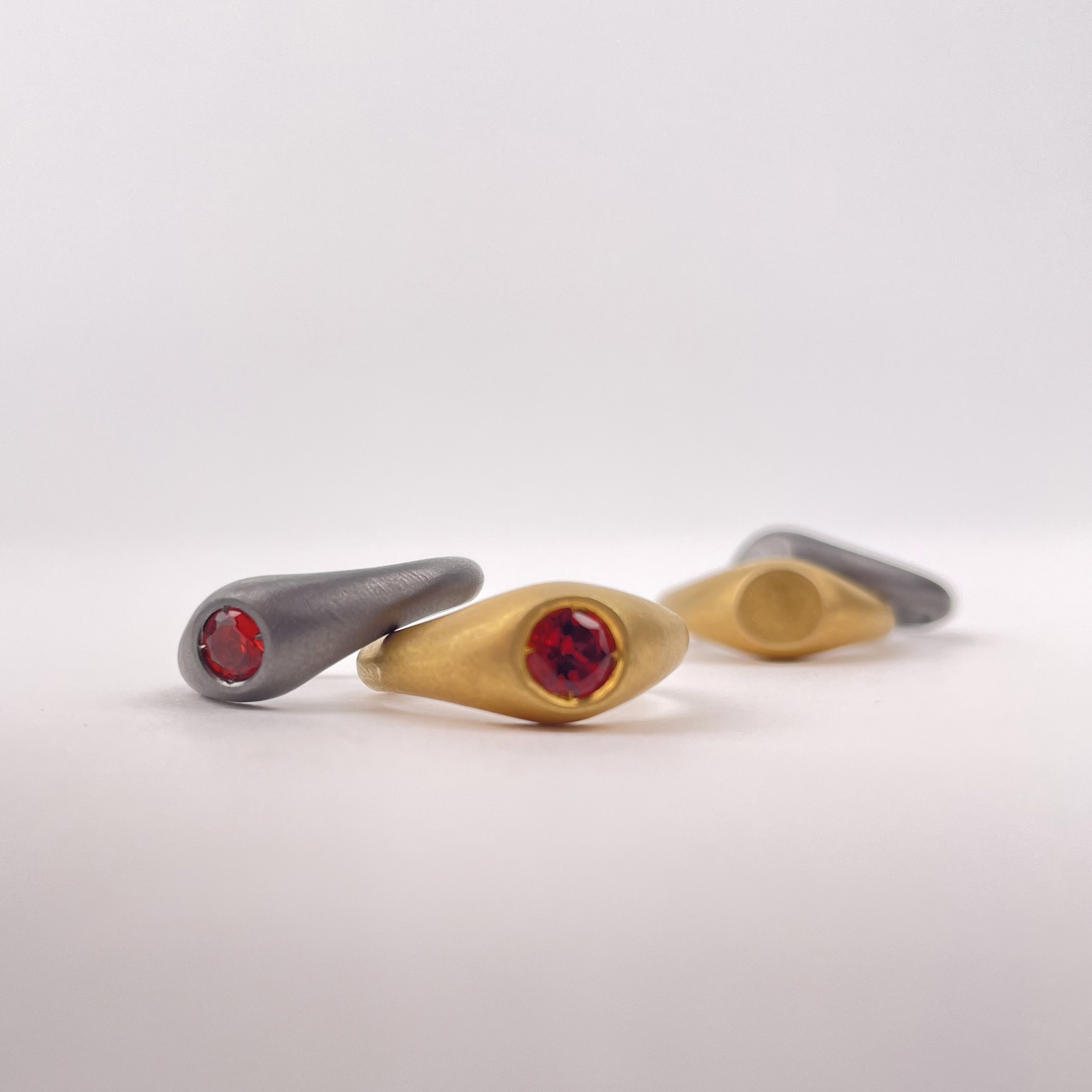 Chevalier Ring