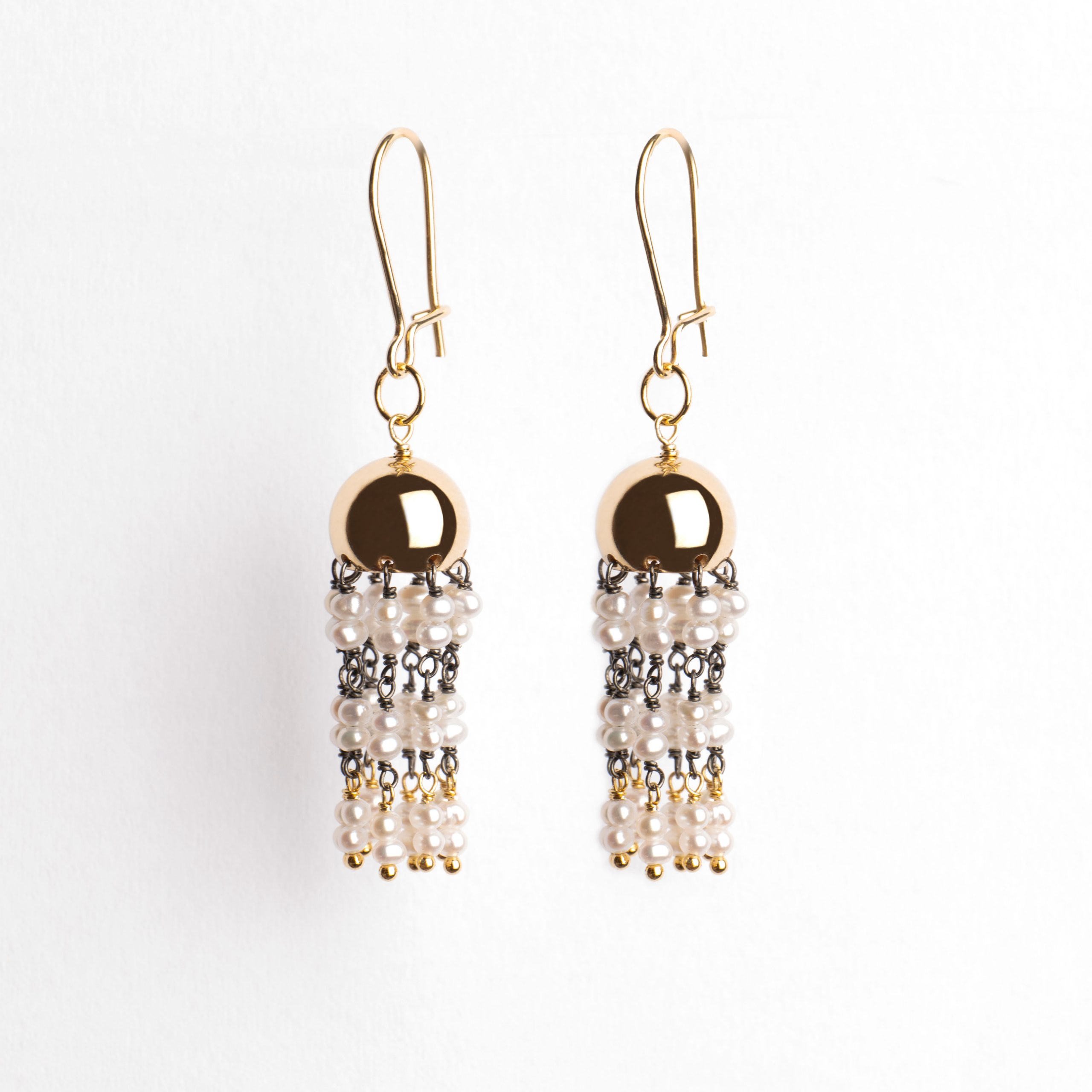 Mono Earring Jellyfish Micro Curtain 3
