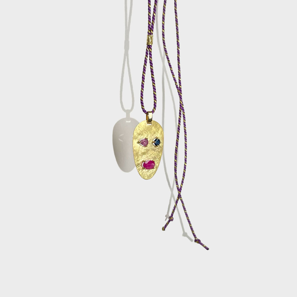 Face 05 pendant