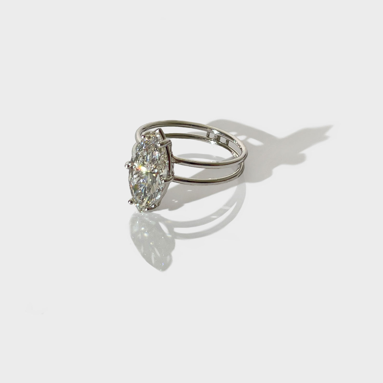 Anello Griffes Diamante Marquise Lab Grown